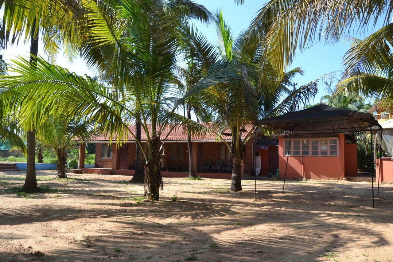 O Camarao Hotel Calangute Kültér fotó